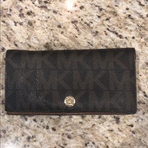 Micheal Kors Wallet